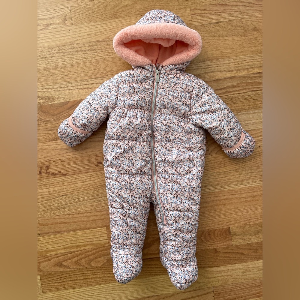 Kensie kids snow suit! Floral pattern!